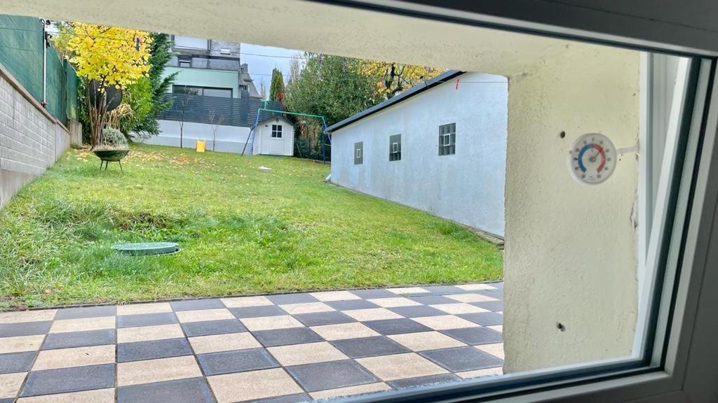 Simple Room In Luxembourg City Dış mekan fotoğraf