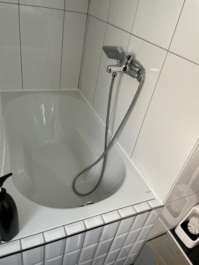 Simple Room In Luxembourg City Dış mekan fotoğraf