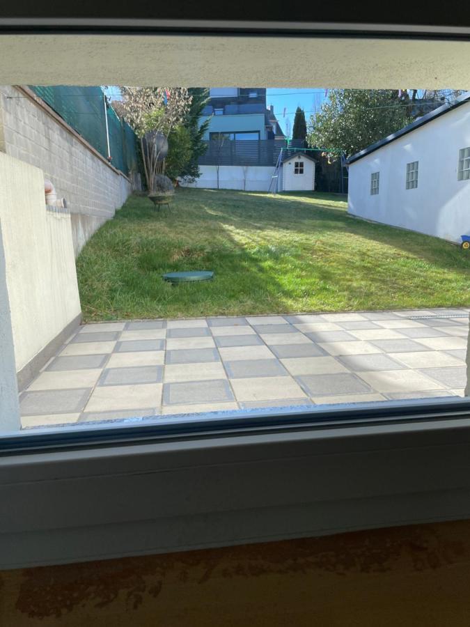 Simple Room In Luxembourg City Dış mekan fotoğraf